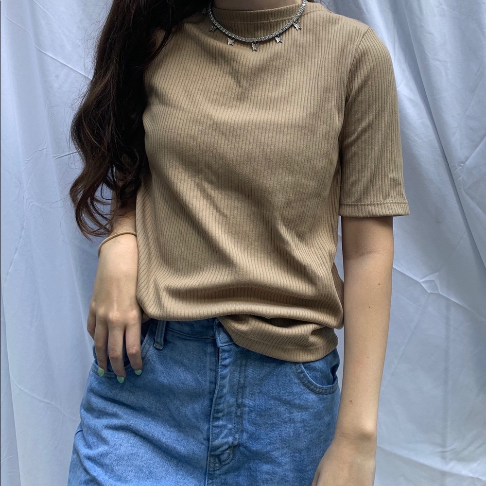 uniqlo tshirt